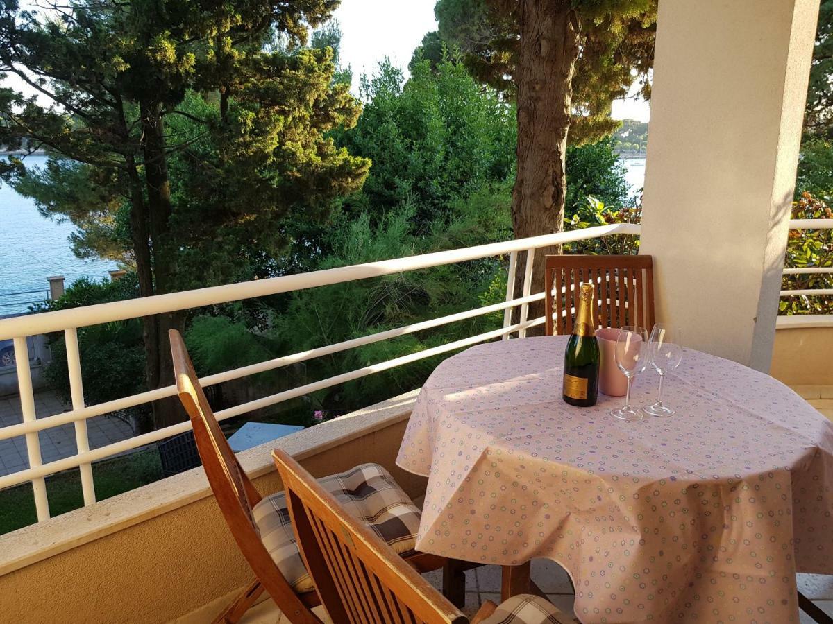 Mare Azzurro Apartments 普拉 外观 照片