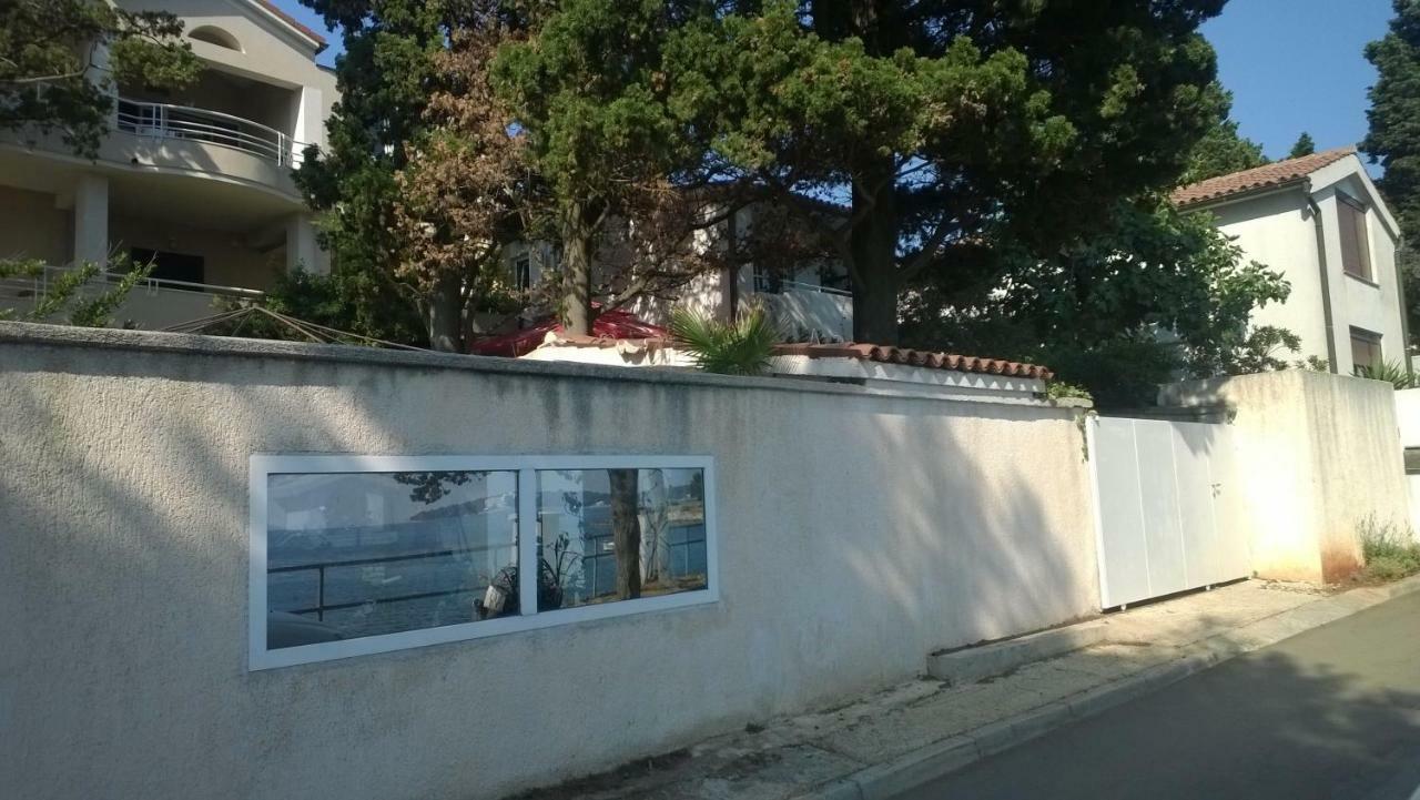 Mare Azzurro Apartments 普拉 外观 照片