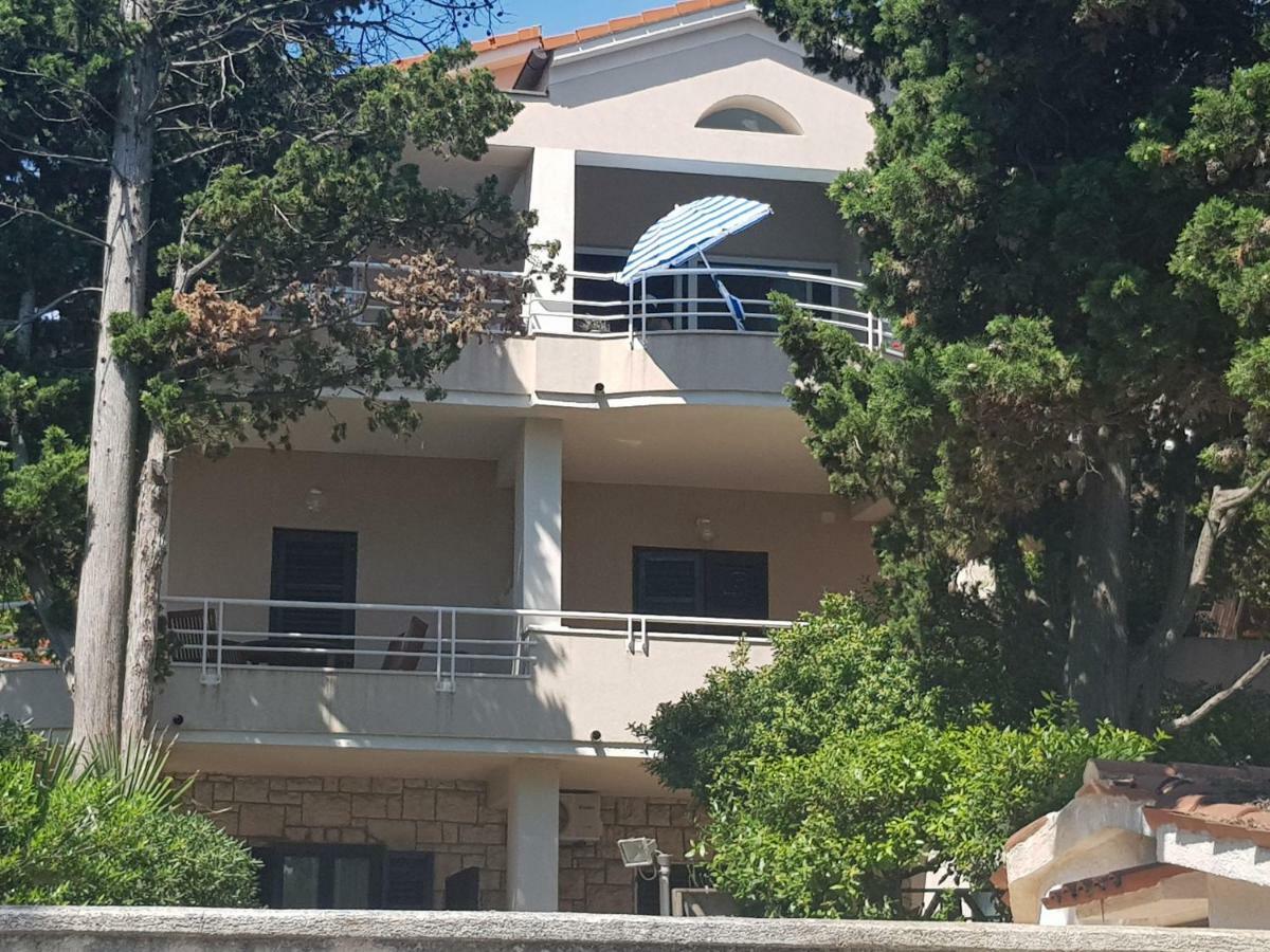 Mare Azzurro Apartments 普拉 外观 照片